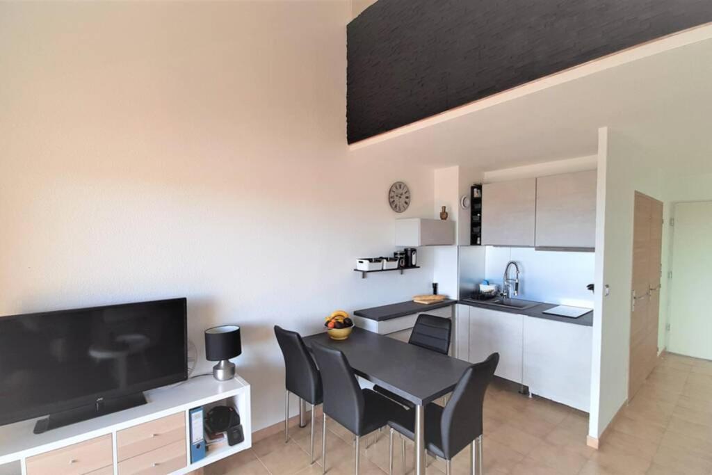 Charmant Appartement Vue Mer A 100M De La Plage. 圣艾格夫 外观 照片